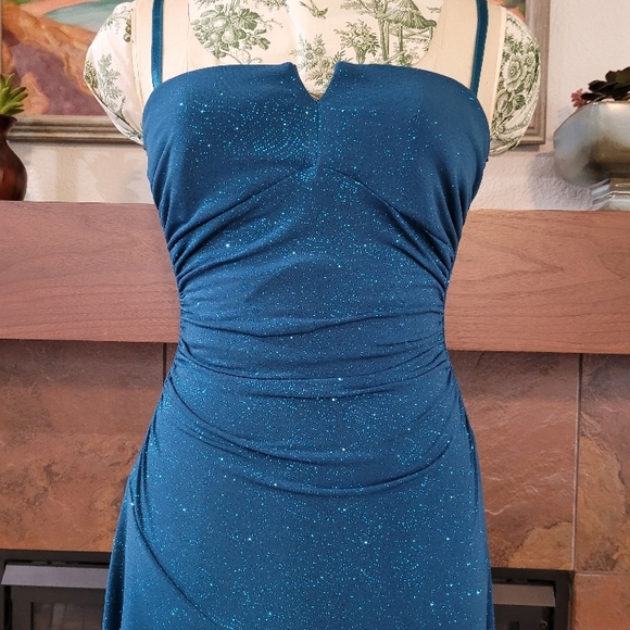 Elegant Teal Sparkle Dress - Picture 5 of 7